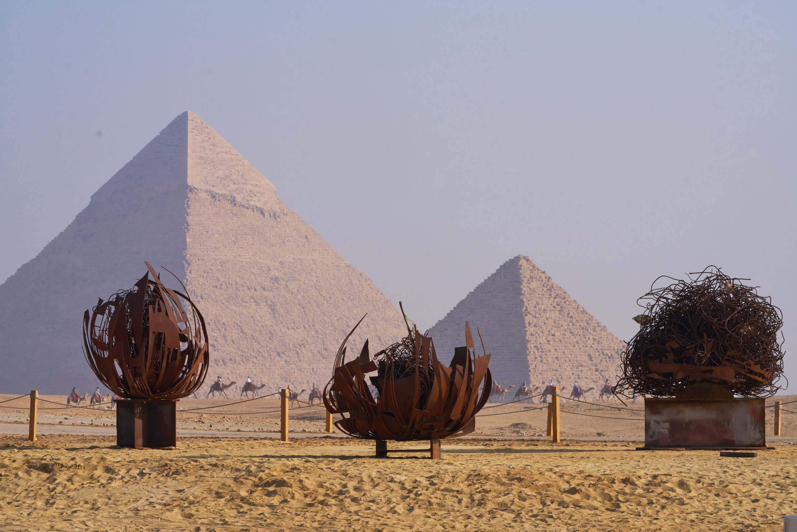 11_PS_ART D'ÉGYPTE_FOREVER IS NOW .05_DESERT FLOWERS_NADIM KARAM_@MO4 Network